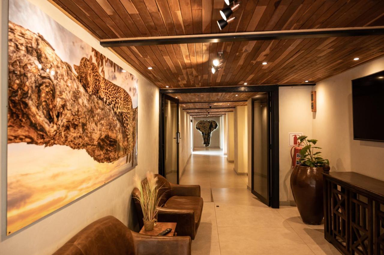 Chobe River Lodge Касане Экстерьер фото